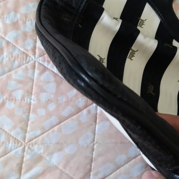 L.A.M.B. TRENCHTOWN CLUTCH - Picture 4 of 7